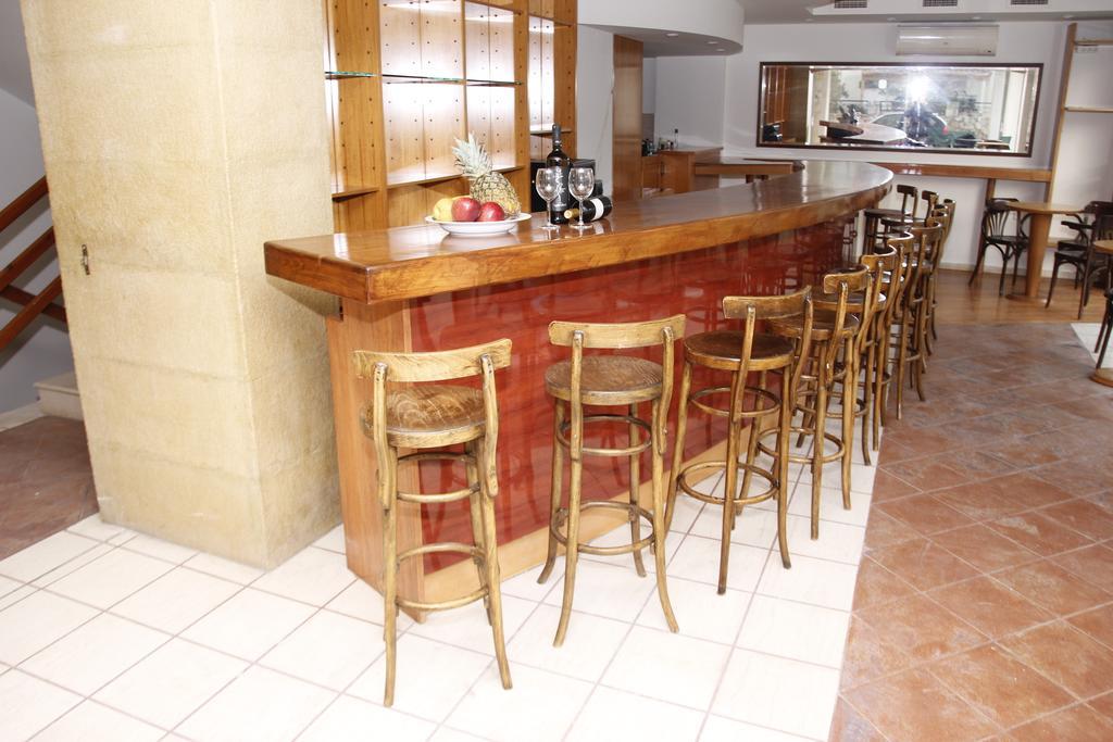 Athina Inn Herszonisszosz Kültér fotó