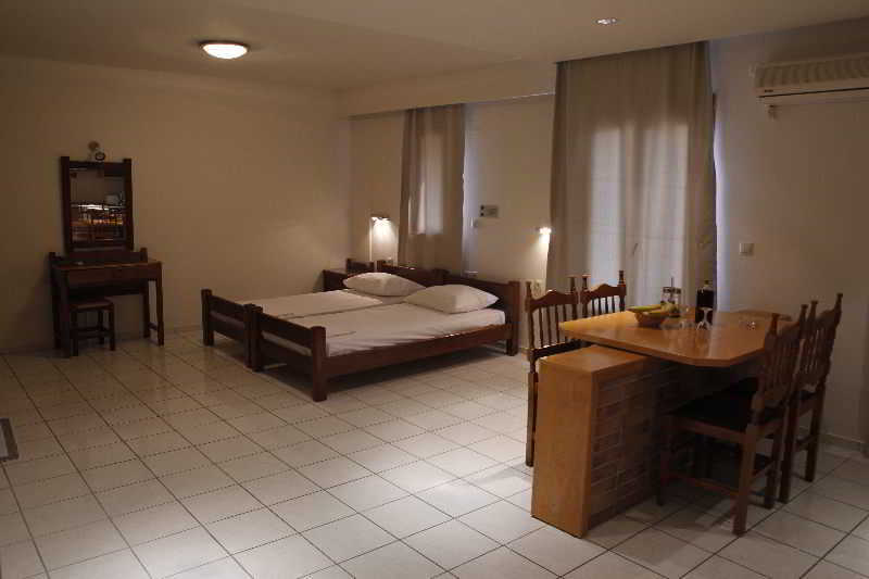 Athina Inn Herszonisszosz Kültér fotó